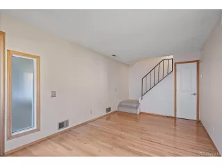 Photo #6: 8043023 Listing