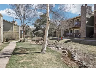 Photo #5: 8043831 Listing