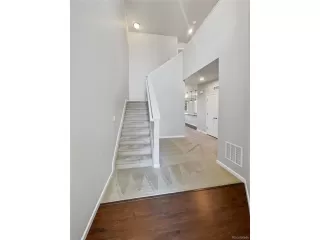 Photo #6: 8044202 Listing