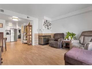 Photo #3: 8047476 Listing