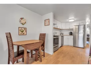 Photo #5: 8047476 Listing