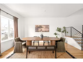 Photo #5: 8048237 Listing