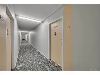 Photo #3: 8048488 Listing