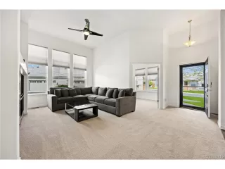 Photo #4: 8052528 Listing