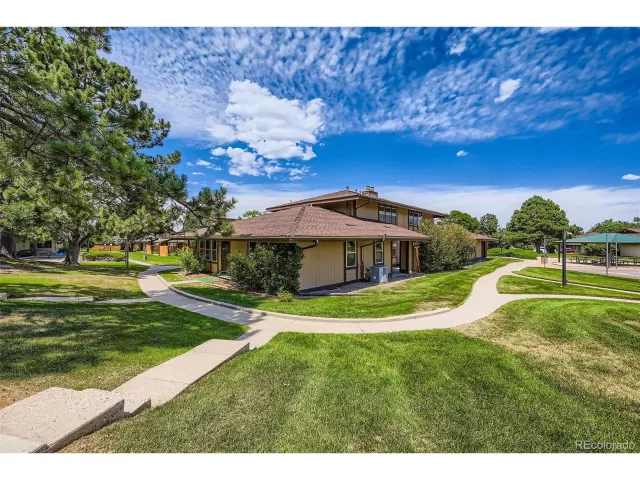 MLS: 8053540 Condo For Sale