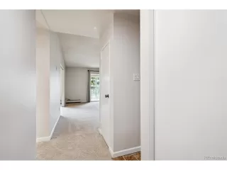 Photo #4: 8061227 Listing 