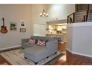 Photo #3: 8062375 Listing