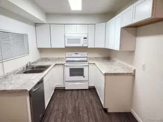 Photo #3: 8064310 Listing