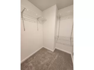 Photo #6: 8064310 Listing