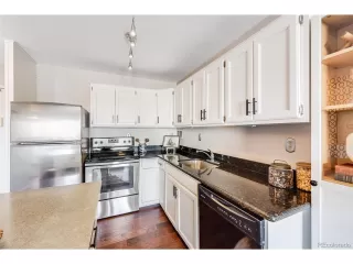 Photo #3: 8067056 Listing