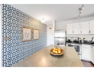 Photo #5: 8067056 Listing