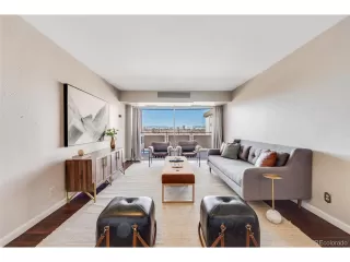 Photo #6: 8067056 Listing