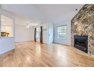 Photo #2: 8067518 Listing 