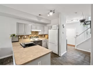 Photo #3: 8071090 Listing