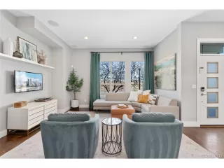 Photo #5: 8071941 Listing