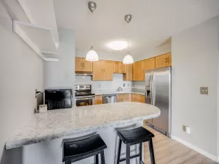 Photo #5: 8072944 Listing 