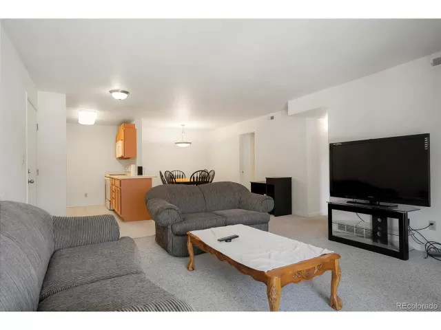 MLS: 8073863 Condo For Sale