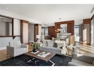 Photo #6: 8073893 Listing