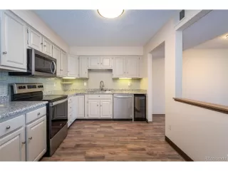 Photo #2: 8076269 Listing 