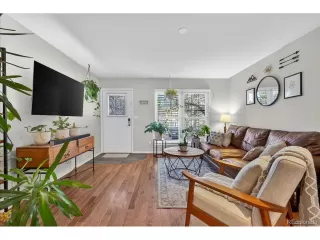 Photo #2: 8076394 Listing