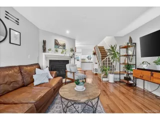 Photo #4: 8076394 Listing