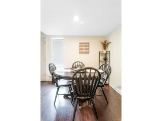 Photo #5: 8077627 Listing 