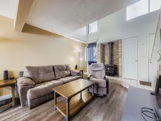 Photo #2: 8078852 Listing