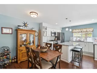 Photo #4: 8079748 Listing 