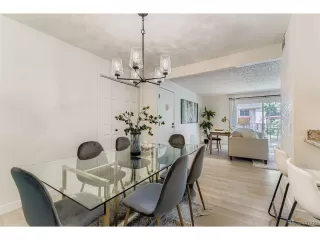 Photo #6: 8081684 Listing