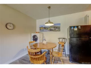 Photo #4: 8084235 Listing