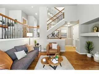 Photo #6: 8084626 Listing
