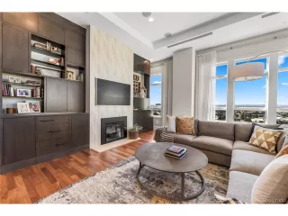 Photo #5: 8088614 Listing 