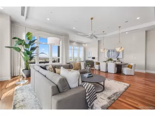 Photo #6: 8088614 Listing 