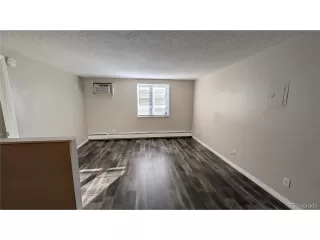 Photo #2: 8088713 Listing 