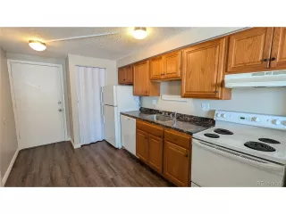 Photo #4: 8088713 Listing 