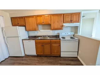 Photo #5: 8088713 Listing 