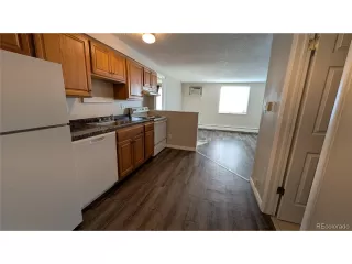 Photo #6: 8088713 Listing 