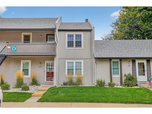 MLS: 8090225 Condo For Sale