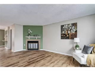 Photo #6: 8090225 Listing