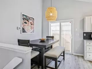 Photo #5: 8096664 Listing