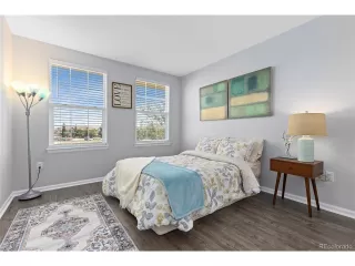 Photo #5: 8096699 Listing