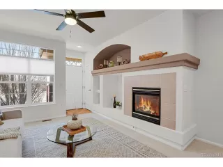 Photo #3: 8097473 Listing