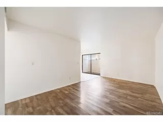 Photo #2: 8098434 Listing