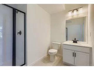 Photo #5: 8099441 Listing