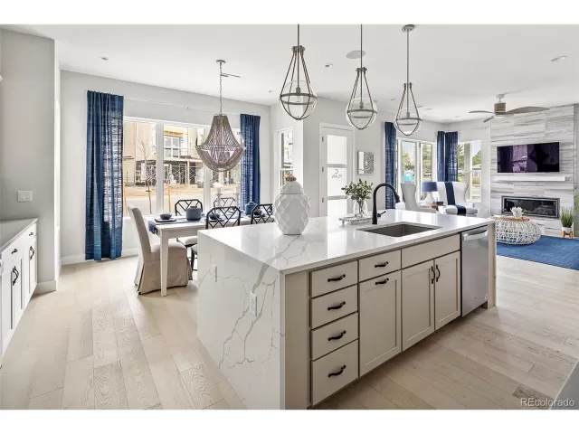 MLS: 8099964 Condo For Sale