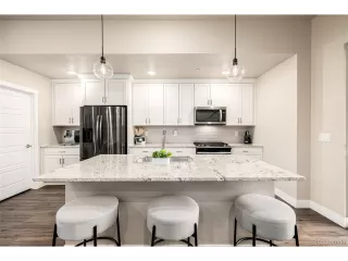 Photo #5: 8101726 Listing