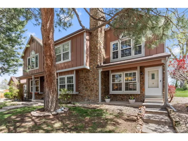 MLS: 8103823 Condo For Sale