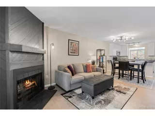 Photo #4: 8103823 Listing