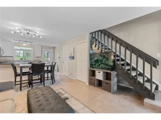 Photo #5: 8103823 Listing