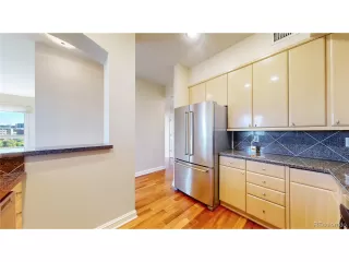 Photo #6: 8104710 Listing